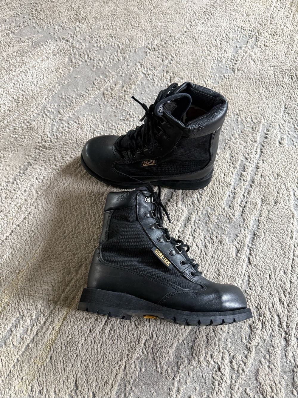 Rocky Eliminator black leather boots GORETEX Lace Up Tactical vibram lug sole 5